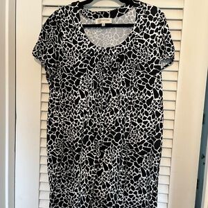 Jones New York black & white animal-print dress.